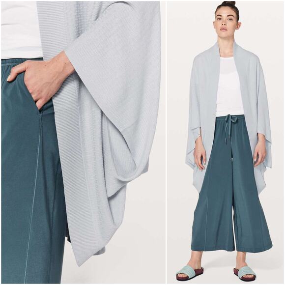LULULEMON Stillness Wrap Cocoon Cardigan Silver Fox/Alpine White Viscose-Silk OS - Picture 1 of 9